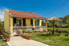 Teta's Holiday Home